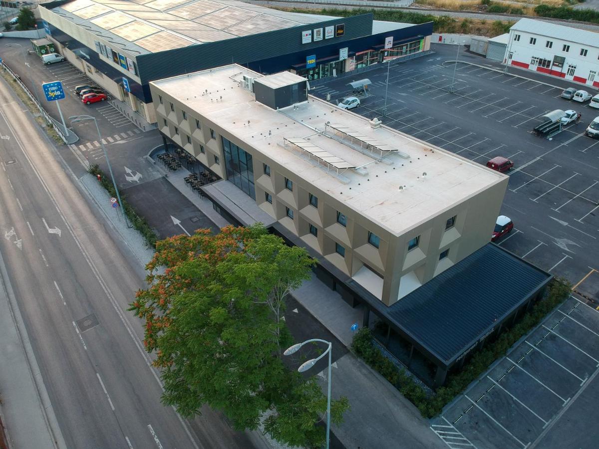 Hotel Batuda Split Exteriör bild